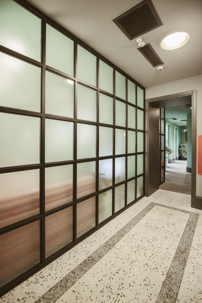 G.Vino Boutique Hotel ティビリシ エクステリア 写真